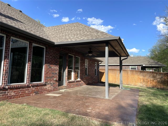 3301 W Atlanta Court, Broken Arrow, OK 74012