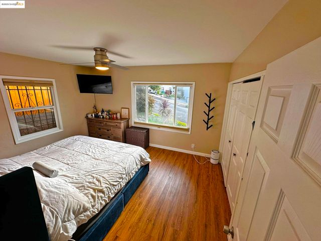 3025 Partridge Ave, Oakland, CA 94605