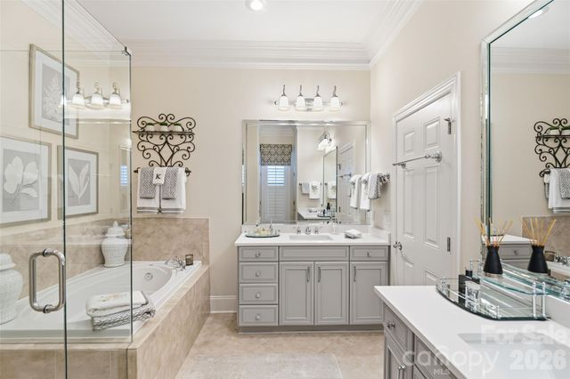 9910 Triple Oak Road, Charlotte, NC 28277