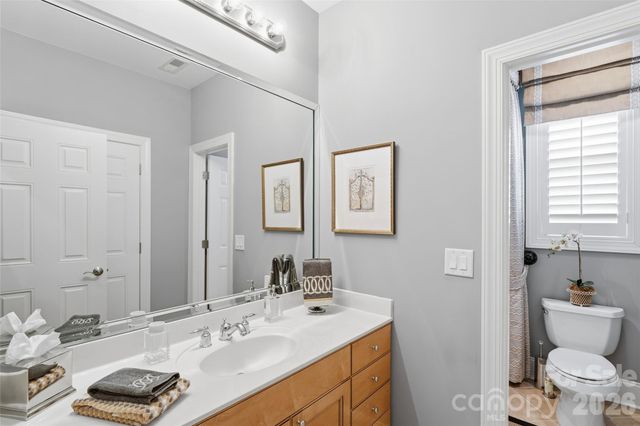 9910 Triple Oak Road, Charlotte, NC 28277