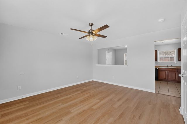 4525 Hunter Street, Haltom City, TX 76117