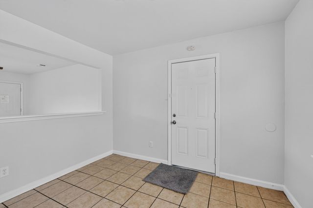 4525 Hunter Street, Haltom City, TX 76117