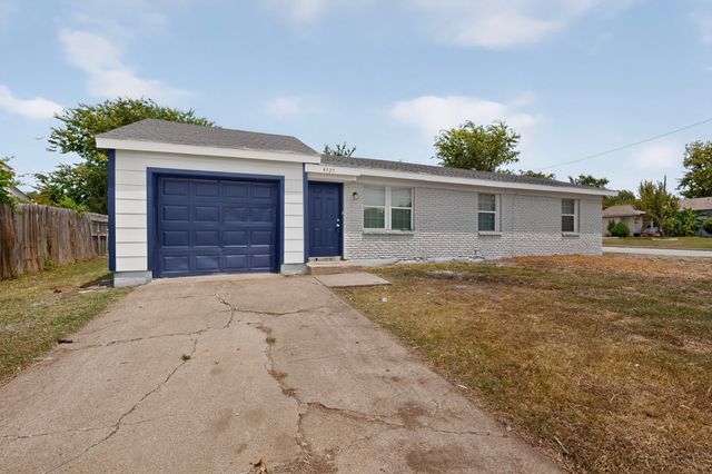 4525 Hunter Street, Haltom City, TX 76117