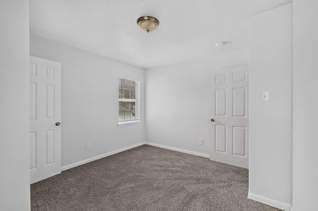 4525 Hunter Street, Haltom City, TX 76117