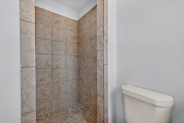 4525 Hunter Street, Haltom City, TX 76117