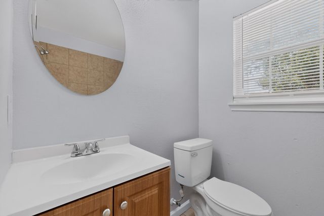 4525 Hunter Street, Haltom City, TX 76117
