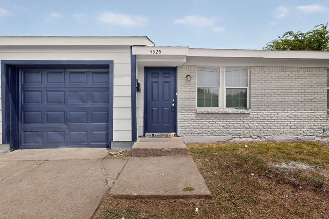 4525 Hunter Street, Haltom City, TX 76117