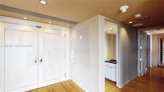 11113 Biscayne Blvd 1251, Miami, FL 33181