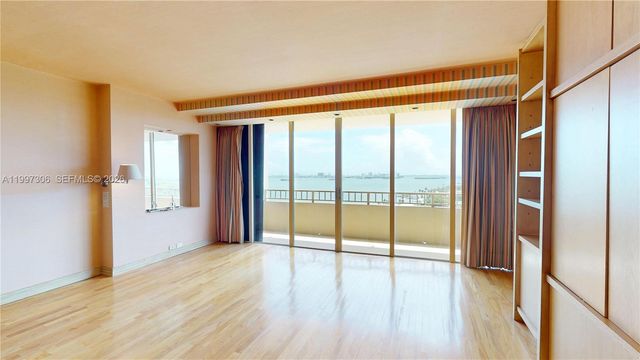 11113 Biscayne Blvd 1251, Miami, FL 33181