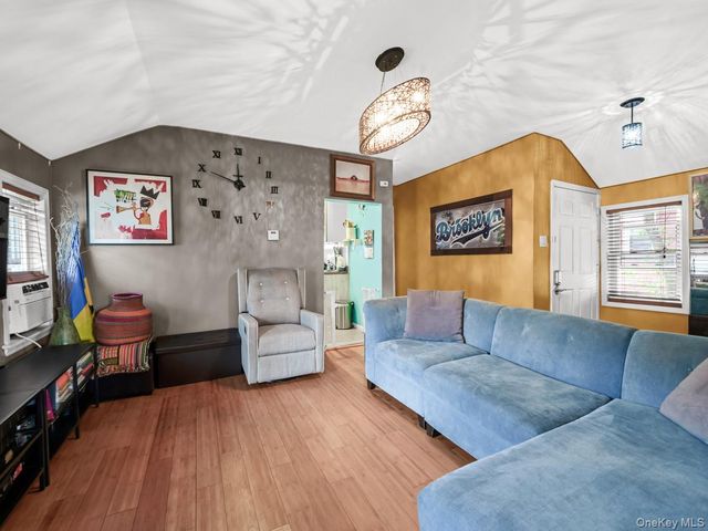 218-12 141st Road, Springfield Gardens, NY 11413