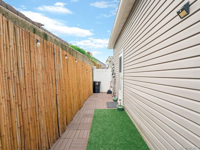 218-12 141st Road, Springfield Gardens, NY 11413