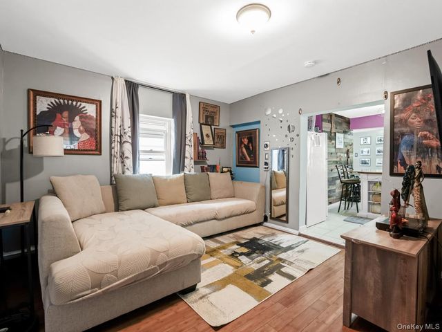 218-12 141st Road, Springfield Gardens, NY 11413
