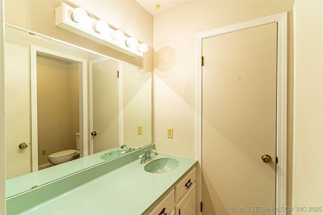 34855 W 261st Street S, Bristow, OK 74010