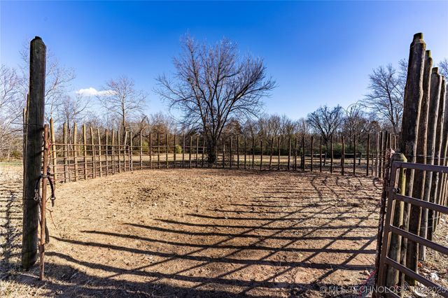 34855 W 261st Street S, Bristow, OK 74010