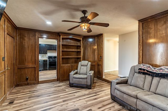 34855 W 261st Street S, Bristow, OK 74010