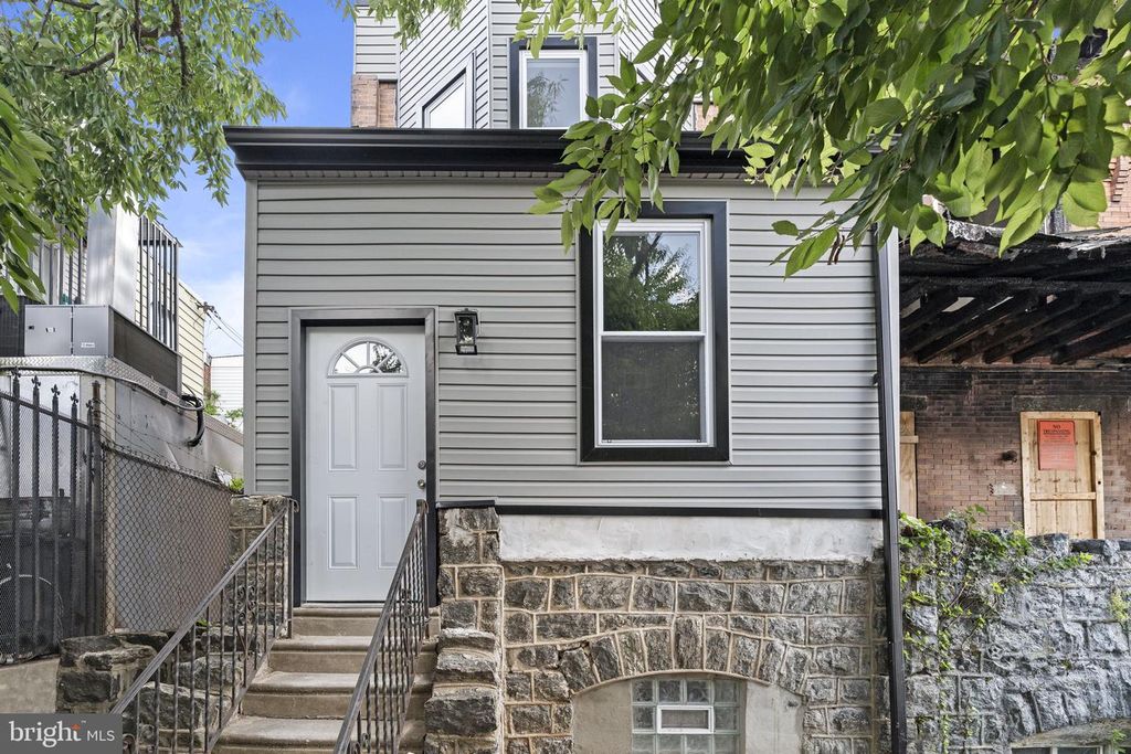 1555 N ALDEN ST, Philadelphia, PA 19131