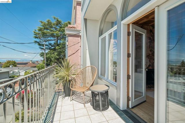 210 Scenic Ave., Piedmont, CA 94611
