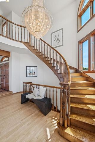 210 Scenic Ave., Piedmont, CA 94611