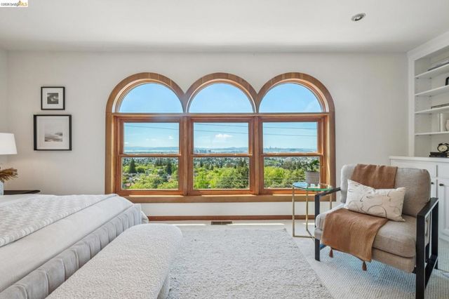 210 Scenic Ave., Piedmont, CA 94611