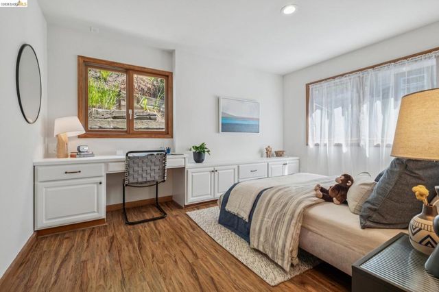 210 Scenic Ave., Piedmont, CA 94611