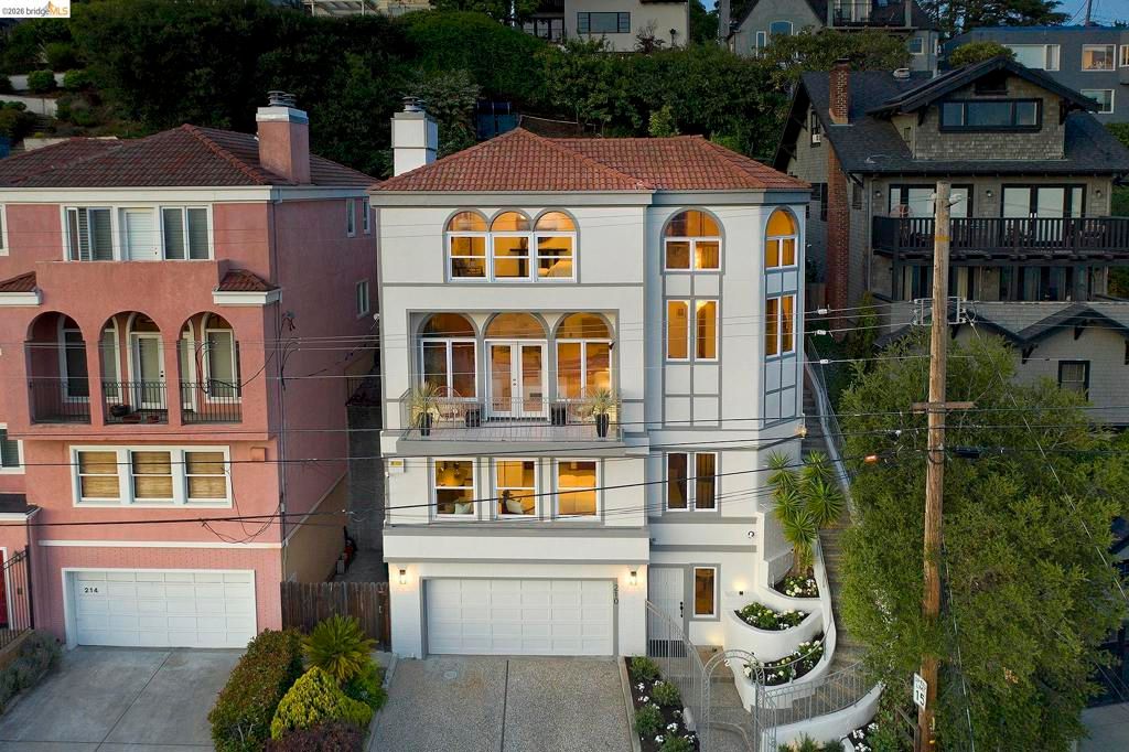 210 Scenic Ave., Piedmont, CA 94611
