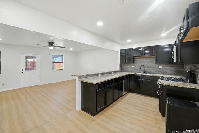 1031 Thorain, San Antonio, TX 78201