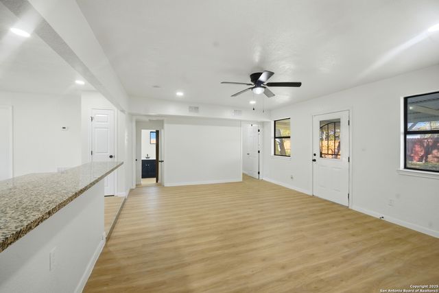 1031 Thorain, San Antonio, TX 78201