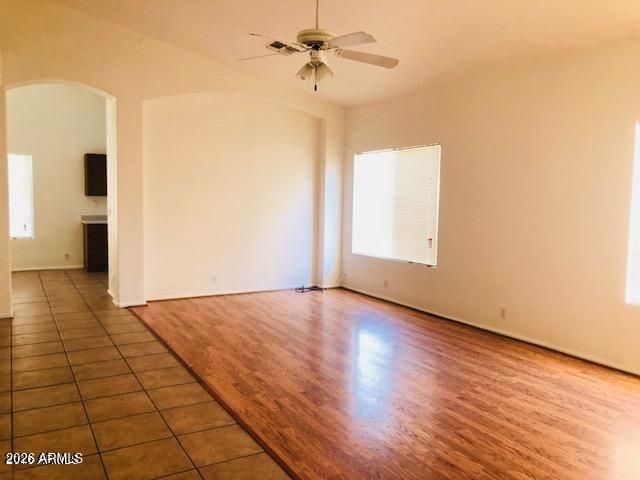 8776 W CHERRY HILLS Drive, Peoria, AZ 85345