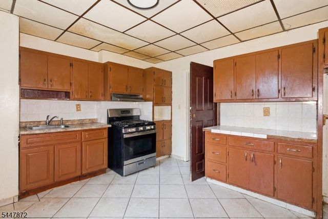 149 N Essex Ave, City Of Orange Twp., NJ 07050