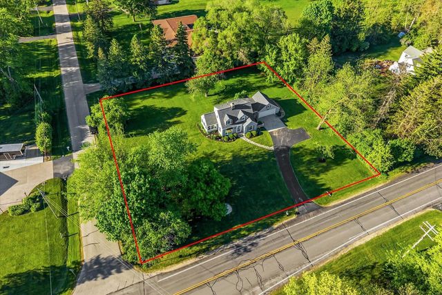 7230 W Freistadt ROAD, Mequon, WI 53092