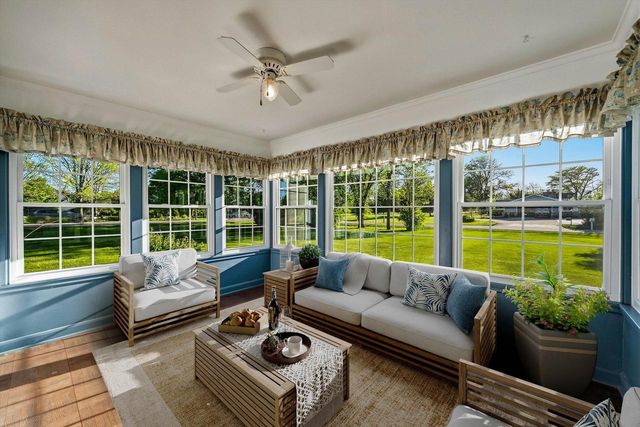 7230 W Freistadt ROAD, Mequon, WI 53092