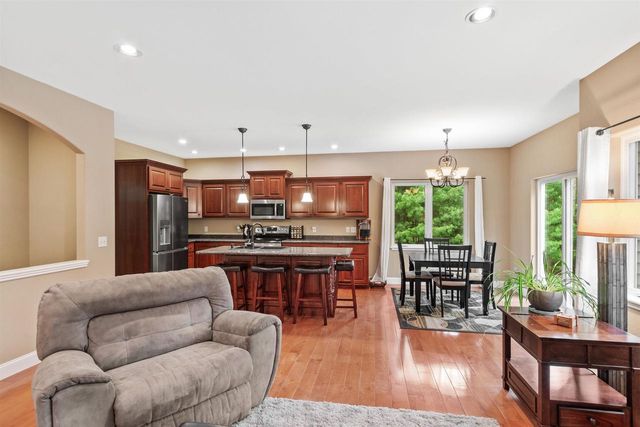 5111 PRAIRIE RIDGE DRIVE, Wisconsin Rapids, WI 54494