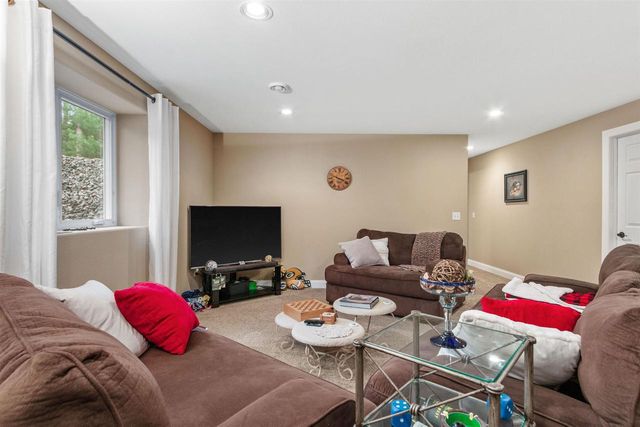 5111 PRAIRIE RIDGE DRIVE, Wisconsin Rapids, WI 54494