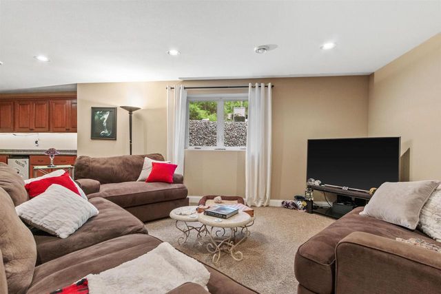 5111 PRAIRIE RIDGE DRIVE, Wisconsin Rapids, WI 54494