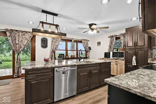 3490 S 50 E, Lebanon, IN 46052