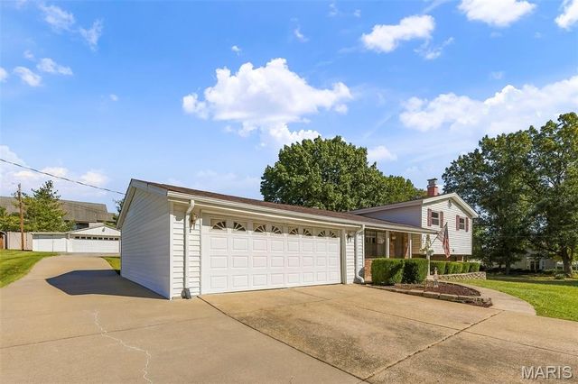 9 Pedrotti Lane, O'fallon, MO 63366