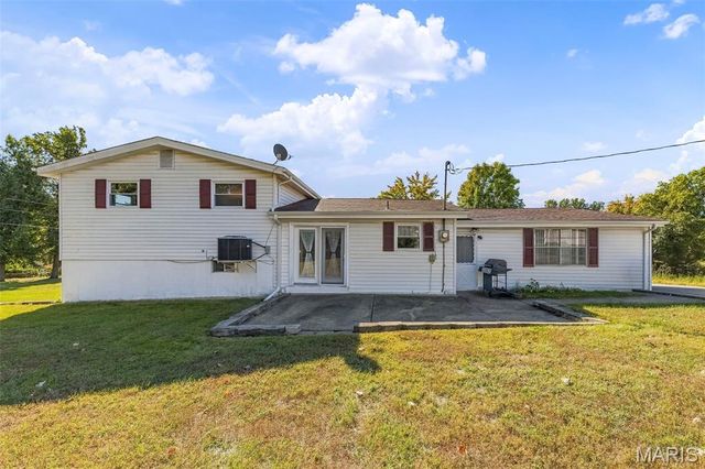 9 Pedrotti Lane, O'fallon, MO 63366