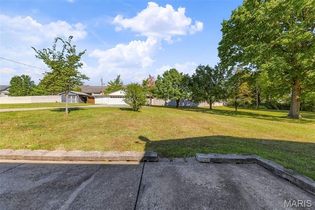 9 Pedrotti Lane, O'fallon, MO 63366
