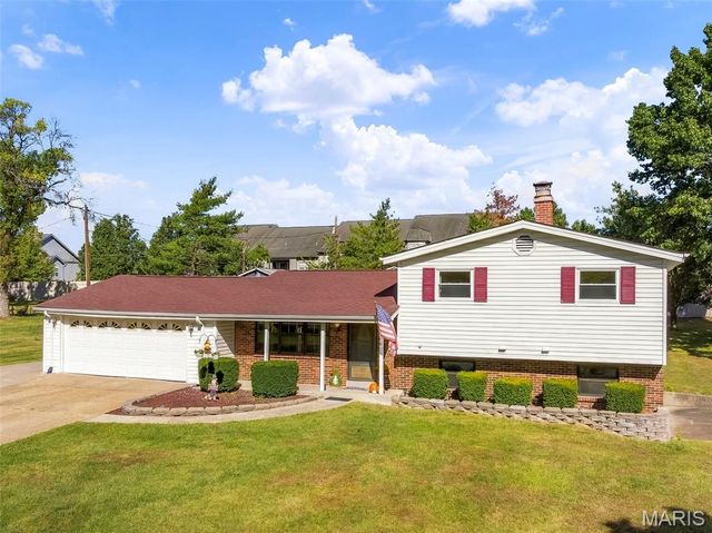 9 Pedrotti Lane, O'fallon, MO 63366