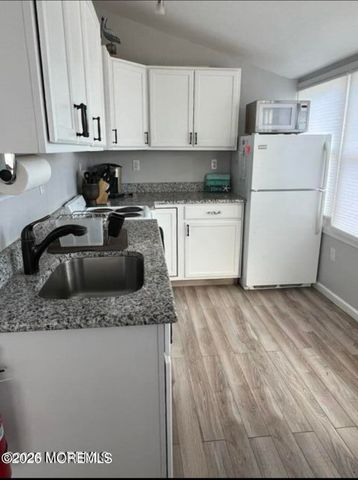 116 W Plover Way, Lavallette, NJ 08735