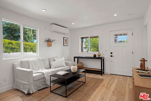 2923 Marsh Street 2, Los Angeles, CA 90039