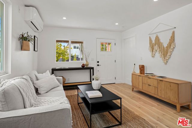 2923 Marsh Street 2, Los Angeles, CA 90039