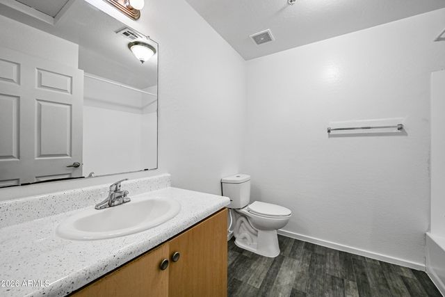 3065 N 67th Avenue 236, Phoenix, AZ 85033