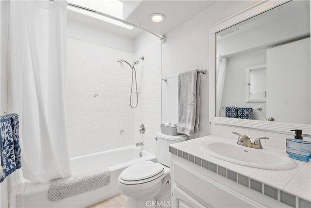 210 Avenida Montalvo 4, San Clemente, CA 92672