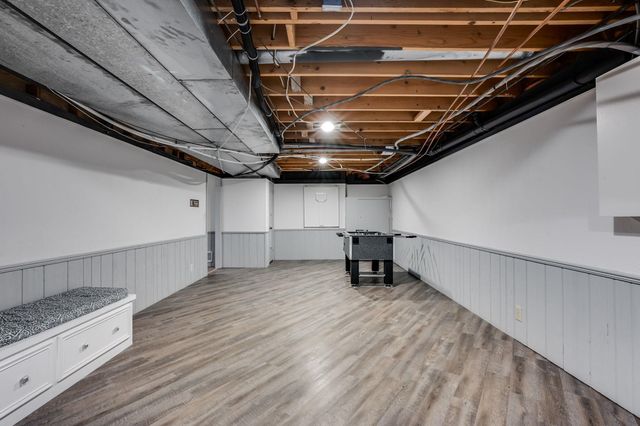 8720 E Overbrook St, Wichita, KS 67206