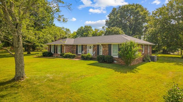 226 Maple Hill Rd, Lebanon, TN 37087