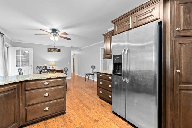 226 Maple Hill Rd, Lebanon, TN 37087