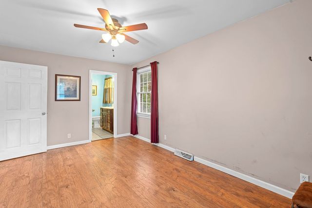 226 Maple Hill Rd, Lebanon, TN 37087