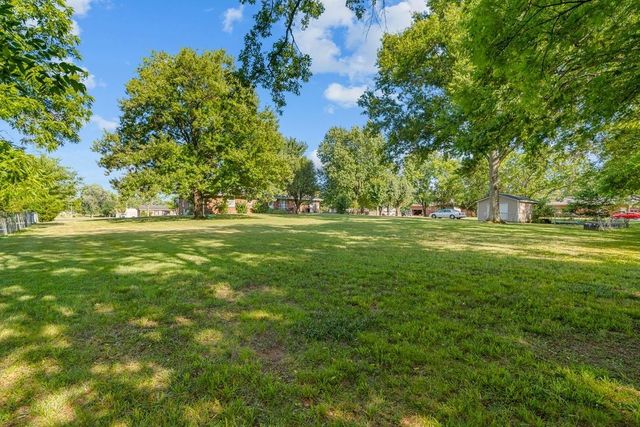 226 Maple Hill Rd, Lebanon, TN 37087