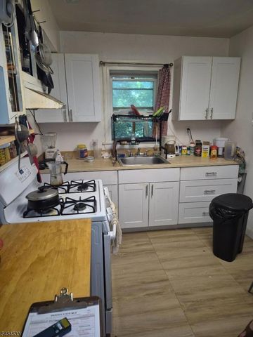 350 Sylvan Rd, Bloomfield Twp., NJ 07003